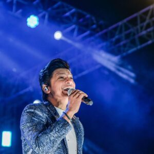 Shaan Instagram - “Karti Hu Jab Usse Baatein Lagta Hain Sone Wala Hain”💤
Girls, do you relate?

#ShaanLive