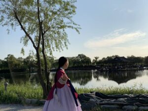 Shin Hye-sun Instagram - 이제 곧 만나요...🥰