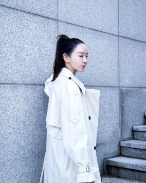 Shin Hye-sun Instagram - ✨️@burberry #AD