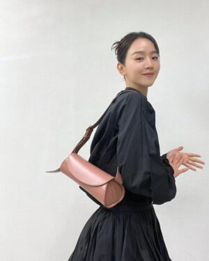 Shin Hye-sun Instagram - @jilsander