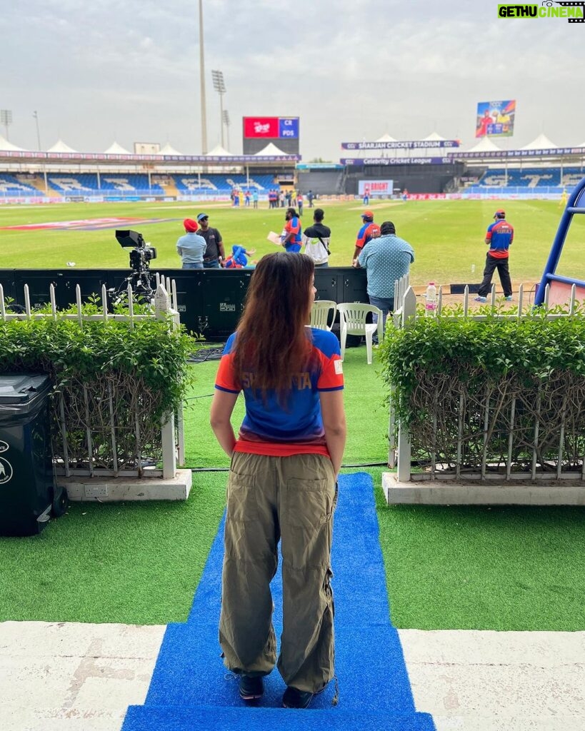 Shobhita Rana Instagram - @cclt20 in Uae with our #punjabdesher team caption our one & only @sonu_sood sir 🙌🏻 It’s show time!! 🏏🇦🇪 #collab #ccluae #ccl2024 #ccl Sharjah Cricket Stadium