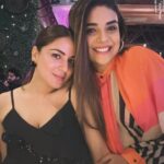 Shraddha Arya Instagram - Arora Sisters!! ❤️❤️ #PreetaKiShrishti