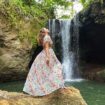 Shrenu Parikh Instagram – Full feel ke saath pose kartey hue… 
Andar se darte hue 🤣 
.
🧚🏼‍♀️
.
Outfit: @venelia.in 
Styling: @styling.your.soul 
.
#bali #suwatwaterfall #waterfalls #nature #ubud #travel #hiddengems