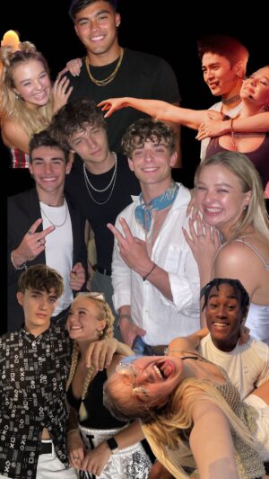 Sofya Plotnikova Instagram - i had to do it with @nowunited boys😭🫶🏼😂