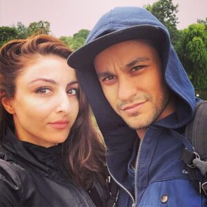 Soha Ali Khan Instagram - Yes, please ❤️