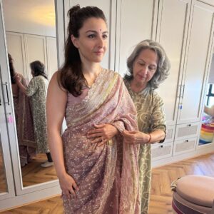 Soha Ali Khan Instagram - It’s never too late to learn something … or to teach someone..celebrating women’s day with some of my favourite ladies ♥️ #happywomensday