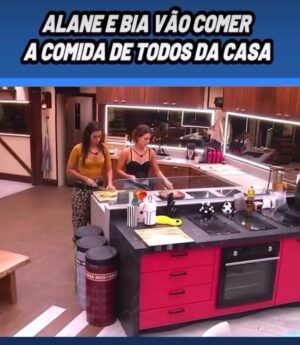 Sonia Abrão Instagram - BBB24 - TAÍ O VÍDEO DA BIA DIZENDO QUE VAI COMER TODA COMIDA DA CASA JÁ QUE VAI PRO PAREDÃO! E ALANE TBM! Sacanagem isso!!!! 😡 😡😡 DAVI não mentiu no SINCERÃO! (Vídeo: @globoplay/ by @cenasbbboficial)