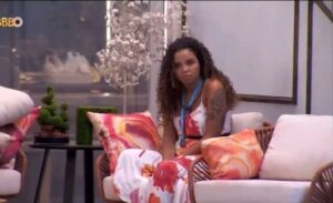 Sonia Abrão Instagram - BBB24 A inveja mata! Né, Pitel? Como Davi, Bia, Alane, Cunhã e Matteus ousam ser tão alegres em dia de formação de Paredão? É muito pra cabeça dela, ainda mais que deu o castigo do monstro pra Matteus e Cunhã!!!😂😂😂😂 Chora, bonequinha! (vídeo: @globoplay)