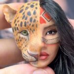Sonia Abrão Instagram - Trabalho lindoooo do artista @joaodoce sobre a Cunhã-Poranga @isabellenogueiraoficial, do Boi Garantido, de Parintins, e agora destaque do BBB24. Ele sempre arrasa em suas criações! Sou só aplausos!!! 👏👏👏👏😍 #SoniaAbrao #ATardeESua #CALONE #DBIPro