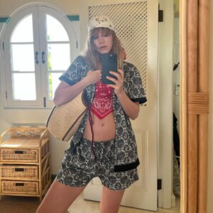 Suki Waterhouse Instagram - 