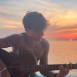 Ultimo Instagram - A come vivi, a quanto sei felice ❤️
