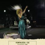 Vanessa da Mata Instagram - 🥭🐦Atenção passarinhos de Fortaleza, estou de volta! Neste sábado, dia 13 de abril, estarei com minha banda com o show #VemDoce, no Aterrinho da Praia de Iracema para comemorar os 298 anos de Fortaleza. Avisem os amigos e familiares e venham se divertir com a gente! Até já! #VanessadaMata #fortaleza #Fortaleza298 Aterrinho Da Praia De Iracema