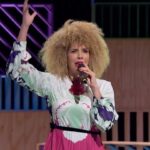 Vanessa da Mata Instagram - ❤️🐣 Feliz Páscoa a todos! Amor, esperança, perdão Autoconhecimento, confiança Força construtiva e vitórias na bondade de todos. ❤️ Compartilhe com os seus! Vídeo do programa Balaio, @tvcultura, apresentado pelos queridos @renatoteixeira e @chicoteixeiraoficial. Obrigada pelo convite 🌹 #VanessadaMata #TVCultura #Balaio