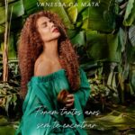 Vanessa da Mata Instagram - 🎵📲 Você já adicionou “Rindo com você” na sua playlist? Deixem aqui nos comentários o nome da playlist de vocês e a plataforma! 🥭Quem ainda não ouviu “Rindo Com Você” corre na sua plataforma de streaming favorita ou no YouTube! #VanessadaMata #VemDoce #Rindocomvocê #EquipeVDM
