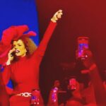 Vanessa da Mata Instagram - 💃🏻 “Se você quiser eu largo tudo e vou pro mundo com você, meu bem” @catdealers Foto: @caddah #VanessadaMata