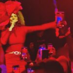 Vanessa da Mata Instagram - 💃🏻 “Se você quiser eu largo tudo e vou pro mundo com você, meu bem” @catdealers Foto: @caddah #VanessadaMata