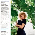 Vanessa da Mata Instagram - Vanessa da Mata está na capa do @jornaloglobo de hoje, além de estampar a matéria principal do Segundo Caderno do jornal! Em entrevista à Maria Fortuna @mariafortuna27, a artista falou de temas diversos - de seu último álbum “Vem Doce” às crenças que tem no amor, passando também por assuntos como preconceito, adoção, processos de composição, família e religiosidade. A matéria completa está disponível no jornal impresso e no site oglobo.globo.com. Leia já! ✍️ Maria Fortuna @mariafortuna27 📸 Léo Aversa @leoaversa