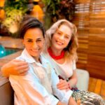 Vera Fischer Instagram - . ❣️Amizade ❣️ Bem mais precioso que nos conforta e nos faz vibrar. Viva a Amizade ! 🌿🌹🌿🌹🌿🌹🌿🌹🌿🌹 Uma terça-feira repleta de carinho pra todos vcs V❤️E❤️R❤️A