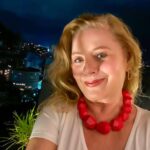 Vera Fischer Instagram - . ❣️Amizade ❣️ Bem mais precioso que nos conforta e nos faz vibrar. Viva a Amizade ! 🌿🌹🌿🌹🌿🌹🌿🌹🌿🌹 Uma terça-feira repleta de carinho pra todos vcs V❤️E❤️R❤️A