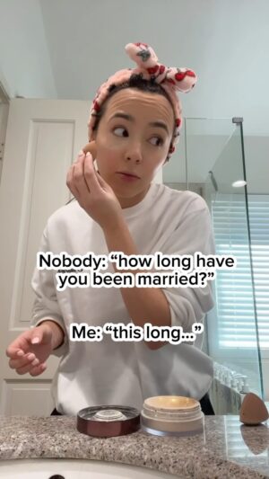 Veronica Merrell-Burriss Instagram - How long have u been married?👰‍♀️
THIS long…🚽🧻