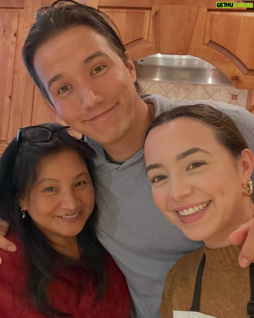 Veronica Merrell-Burriss Instagram - Dinner is served 🍽️♥️ Loved learning to cook Filipino food with @mamawassabi in our newest RonRon video 🇵🇭