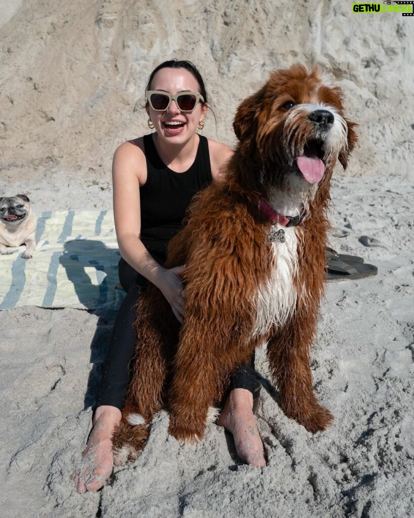 Veronica Merrell-Burriss Instagram - Beach day! 🌊☀️ Carmel