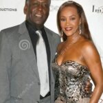 Vivica A. Fox Instagram - GM Dawlings! My heart is sad this morning as late last night I learned that "LEGEND" HANDSOME Actor @officialrichardroundtree has passed. I had the blessing of working with Richard on alot of 1st in my acting career! He played my Dad on the soap opera #Generation's TV show #90210BeverlyHills Mr Roundtree thank u for your AMAZING GIFTS! U will truly be missed as u were the 1st African American Action Star #SHAFT I'll never forget the time u stood for ME when a director was being a jerk to me! I'll miss your smile, jokes, laughs & hugs! REST EASY KING! U DID WELL! #Classic #LEGEND #LeadingMan #Actor #SuperStar #Blessed #Respect #RestInParadise #RestInPeace 🙏🏾🎬🤴🏽😢🙏🏾 Los Angeles, California