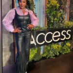 Vivica A. Fox Instagram - TGIF Dawlings! Check me out 2day on #AccessDaily w FAB duo @mariolopez & @kithoover as we chat about my Directorial Feature Film Debut "1st Lady Of BMF The Tonesa Welch Story" airing only on @betplus Oct 5th & NEW talkshow #CROWNED airing Oct 2nd on @intheblacknetwork Next week is gonna be AMAZING 4 me! Rocking @aliceandolivia jumpsuit @bellofcalifornia shirt @gianvitorossi pumps @candyicejewelry Makeup/Pix @lbbeautybar Hair ME! #LifeIsGood #GodIsGood #Blessed #Respect #GurlPower #VivicaFoxHair #TeamVivica #TeamFox #MyGrindDontStop #LegitimateCareers #BossMoves #LoveWins #Host #DIRECTOR #ClassicBadChicks 🔥🖤💙💖🎬👸🏽🤑🔥 Los Angeles, California
