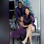 Vivica A. Fox Instagram - TGIF Dawlings! #FabFri pix w my FABULOUS LA SQUAD! "Merry Christmas" from @msvfox & my BEAUTIFUL Godbabies @quinny_gram Parents @quinny_gram @indiathomasofficial GlamMa #SheilaWills @princessimanjoelle Parents @coachcherif @loveazja #Love Parents @ciarracarter #Paul Xmas tree @troyraydesigns Pix by @rrayimages Viv's Rocking @retrofete sweater dress @giuseppezanotti boots @candyicejewelry Makeup @lbbeautybar Hair @kenyaonhair #LifeIsGood #GodIsGood #Blessed #Respect #GurlPower #VivicaFoxHair #TeamVivica #TeamFox #MyGrindDontStop #LegitimateCareers #BossMoves #LoveWins #GODMOMMY #ClassicBadChicks 🔥🖤💜💙👸🏽🤴🏾🌲🥰🤑🔥 Los Angeles, California