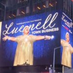 Vivica A. Fox Instagram - GM Dawlings! My #WCW goes to another hard-working show biz woman the FABULOUS @luenell GURL WE GO BACK LIKE KOOL-AID! Luenell is a great Mom, Gurlfiend a talented Comedian,Actress & #FentySavage Model! Luenell has a VEGAS show, a @Netflex special produced by @davechappelle & is about the be on BROADWAY in "Chicago" Gurlfiend I'm so proud of ALL of your accomplishments! Keep making it do what it do! MUAH! #LifeIsGood #GodIsGood #Blessed #Respect #GurlPower #VivicaFoxHair #TeamVivica #TeamFox #MyGrindDontStop #LegitimateCareers #BossMoves #LoveWins #Actresses #Hosts #ClassicBadChicks 🔥🖤💖👸🏽🎬🤑🔥 Los Angeles, California