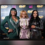 Vivica A. Fox Instagram - GM Dawlings! SHOWTIME! 2DAY IS THE DAY! Check out my Directorial Feature Film Debut "1st Lady Of BMF The Tonesa Welch Story" only on @betplus Starring @michellemitchenor @tobiastruvillion @wwwjustleon @kellieswilliams @faith_malonte @nbl4life @jesshilarious_official @iamdsprings & more! Exec Produced by @ceoazarel @judgegregmathis Viv's Rocking @cinqasept suit Thankx @lailasaghian @giuseppezanotti shoes @balmain bag @bigothejeweler Fox necklace @candyicejewelry hoops Makeup/Pix @officialgeorgemckenney Hair @modelbehaviorhair #LifeIsGood #GodIsGood #Blessed #Respect #GurlPower #VivicaFoxHair #TeamVivica #TeamFox #MyGrindDontStop #LegitimateCareers #LoveWins #BossMoves #FILMLIFE #Director #LETTONIEAT #ClassicBadChicks 🔥🤴🏾👸🏽🖤💖🎬🤑🔥 Detroit, Michigan