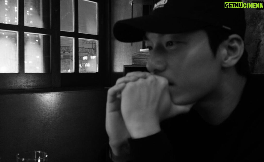 Wi Ha-jun Instagram - 🙂