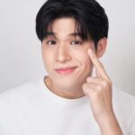 Wongravee Nateetorn Instagram - เคล็ดลับดูแลผิวอย่างตรงจุดกับไอเท็มผิวใหม่ จาก @DiorBeauty Capture Totale Hyalushot ผิวเรียบเนียน ชุ่มชื้น ริ้วรอยจากรอยยิ้มและรอยต่างๆก็จางลง🙌🏻 My new skingame for smooth, hydrated, strenthened and wrinkles free skin☺️ วางจำหน่ายแล้วที่ Dior Beauty และออนไลน์ shop.dior.co.th #Diorhyalushot #Diorskincare #Diorbeauty @Diorbeauty @Diorbeautylovers