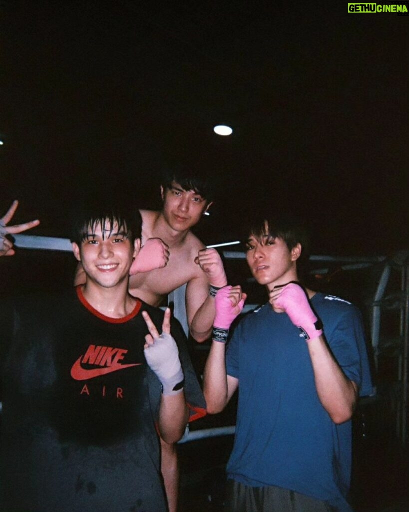 Wongravee Nateetorn Instagram - วัดได้หมดครับ สองคนขวากล่าวไว้🥊 #highschoolfrenemy