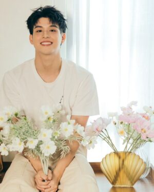 Wongravee Nateetorn Instagram - จะเอากี่ดอก!🌸 #อารมณ์นิยม