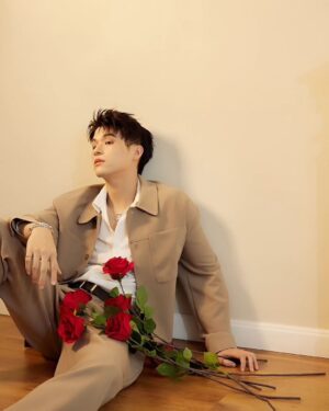 Wongravee Nateetorn Instagram - Unlocking hearts with a little blue box on this Valentine's 🩵
@tiffanyandco 
 #ATiffanyValentinesDay 
#TiffanyPartner