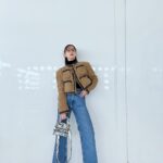 Yuko Araki Instagram - 撮影の日の #私服 ♡ coat : @clane_official jacket : @sacaiofficial denim : @tomwood_project shoes : @ganni bag : @dior earring : @dior #fashion #ootd #denim #yukoaraki #supportedbydior #pr