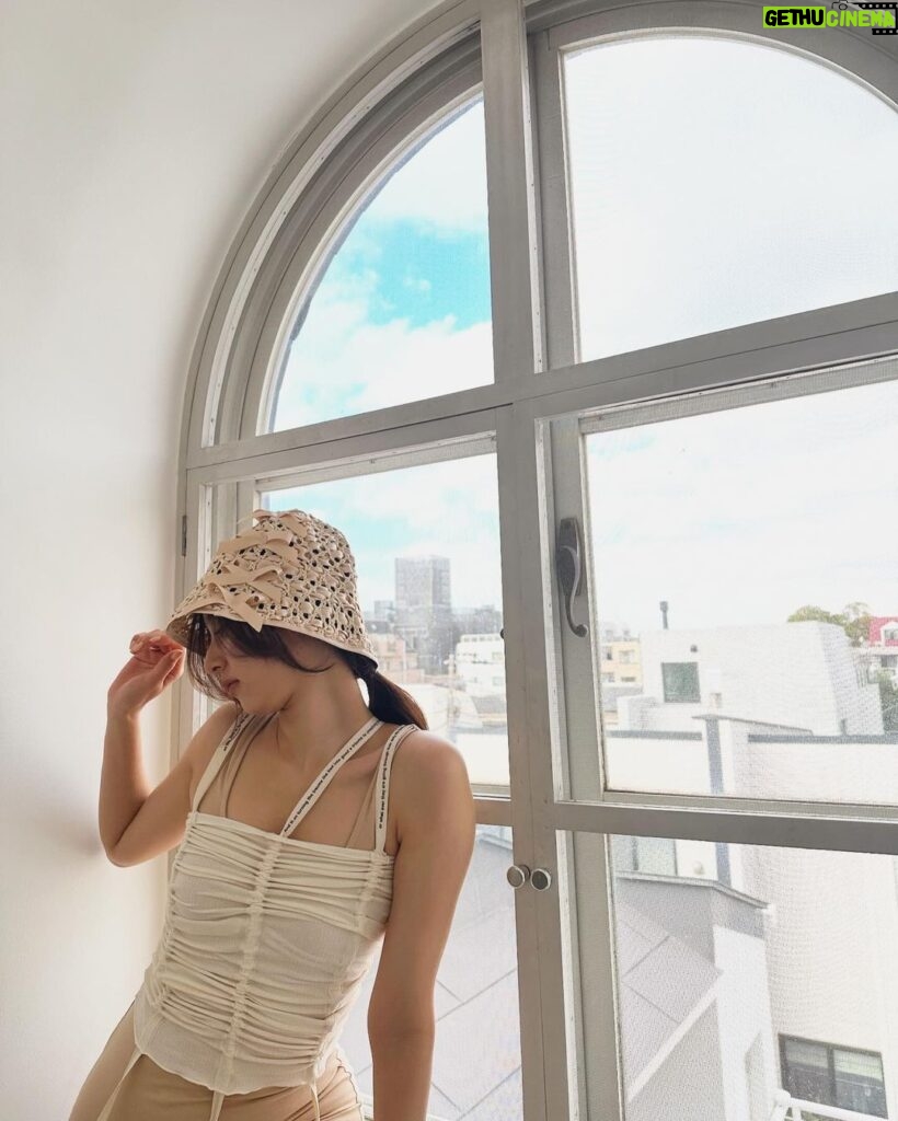 Yuko Araki Instagram - Sweet ３月号🎀オフショット♡ カレンダーイベントの日程&開催都市　発表されました🥺♡ ストーリーから是非見てください♡