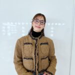 Yuko Araki Instagram - 撮影の日の #私服 ♡ coat : @clane_official jacket : @sacaiofficial denim : @tomwood_project shoes : @ganni bag : @dior earring : @dior #fashion #ootd #denim #yukoaraki #supportedbydior #pr