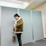 Yuko Araki Instagram - 昨日は朝から王様のブランチに生出演させていただきました‼︎ 午後は買い物の達人にも出させていただいて収録が誕生日の日だったこともありお祝いもしていただいて🥹ありがとうございました✨ 私服 knit : @nknit_official shoes : @sacaiofficial × @niketokyo jacket : @randeboo_official