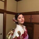 Yuko Araki Instagram - 今日は"さよならマエストロ〜父と私のアパッシオナート〜"の制作発表がありました‼︎ 来てくださった皆様ありがとうございました♡ とても和やかな雰囲気の中、素敵な時間を過ごすことができました☺️ 成人の日ということで #スマホで写真年賀状 の撮影時に着させていただいた素敵なお着物での写真を☺️ 成人を迎えられた皆様、おめでとうございます‼︎ 周りの人を大切に、そして自分自身が自分の一番の味方でいてあげてください。 自分を信じてこれからも進んでいってくださいね☺️