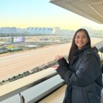 Yuko Araki Instagram - 今日はTCKの東京大賞典🗼にプレゼンターとして参加させていただきました♡ 会場が本当に盛り上がって、とーっても楽しかったですっ🥰‼︎ イメージキャラクターを務めさせていただき、会場ではたくさんの声援から熱い想いを感じ、競馬の魅力をたくさん知った１年でした🐎♡ #無事に仕事納めです #今年もありがとうございました♡