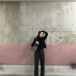 Yuko Araki Instagram - 私服♡ coat : @keikohitotsuyama × @nave_jp knit tops & vest : @todayful_ denim : @dior shoes : @alexandermcqueen bag : @dior #fashion #私服 #pr