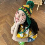 Yura Instagram - 자본주의 몸 따뜻한 머리 😎🌸❄