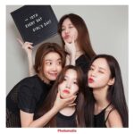 Yura Instagram - 안녕하세요 오늘은 걸스데이 10주년입니다아!!♡ 2010년에 데뷔해서 2020년까지 저에겐 정말 정말 빠르게 지나간 시간이었던 거 같아요 아마도 제 인생에서 절대 잊을 수 없는...가장 행복하고 소중한 시간이었어서 그만큼 빠르게 흘러간 10년인 거 같습니다. 정말 많은 분들이 응원해 주시고 사랑해 주셔서 너무 행복한 10년이 될 수 있었어요. 그리고 무엇보다 어렸을때부터  외동이었어서 언니동생이 있는게 소원이었었는데 지금 우리 멤버들이 제 곁에 있는 게 제 인생에서 최고의 행운인 거 같아요 맨날맨날 얘기하지만 !! 우리 평생 함께해야 해유 알쥬? 쪽! 그리고 항상 곁에서, 뒤에서 열심히 응원해 주신 우리 팬 여러분! 말로 표현할 수 없을만큼 감사하고  사랑합니다..♡ 항상 더 잘해드리고 싶구.. 뭐라도 해드리고 싶은데 마음만큼 못해드려서 늘 미안하고 고맙구... 그래도 제 마음 알죠? 앞으로 더 좋은 모습 많이 보여드릴 수 있도록 제가 더 많이 많이 노력할게요^^♡♡ 최고의 10년을 만들어준 내 사랑들! 너무 감사합니다❤❤❤❤ 앞으로도 우리 항상 함께해야 해요 늘 행복하세요💕❤