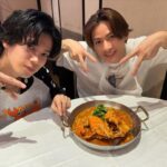 Yuta Jinguji Instagram – シンガポールに紫耀と行ってきました🫡
久しぶりの海外楽しかったので写真載せて行くね🤤