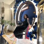 Zahra Habib Instagram - مساء الخير من زهورات الضعفانات 😍 حكمة اليوم إذا بدا كل شيء حولك مظلماً ، أنظر مرة أخرى ، قد تكون أنت النور ☺️ Thank you for the photo @be._e._