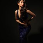 Zara Khan Instagram - Shining like Saturn 🪐 💙… . . . Styled by @hitendrakapopara Outfit @dlmayaofficial Styling team @tanyakalraaa @nidhi_harsora21 @shiks_gupta25 Shot by @ajayjangidphotography Makeup @vishakhadjain Hair @chettiarqueensly