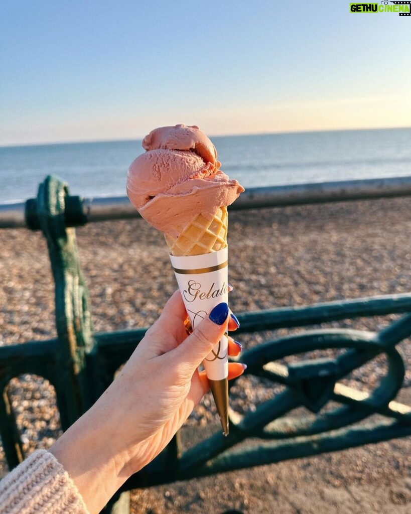 Zoe Sugg Instagram - Week 10 of 2024 ✨ A couple of days late on this one but what a lovely week filled with ice cream sunset walks & seeing lots of friends 🥰 1. The girlies 2. Tried to get a nice beach selfie and this was the best of the bunch! 😅 Nala was also with us but we couldn’t lift her up for the photo! 3. Little pit stop at Morrocos - I always gravitate to a berry ice cream! What’s your go-to? 4. Did a bit of planting with my little helpers 🧸 5. Went into the attic in search of an old diary and stumbled on all my notebooks from back in the day. I think this one was from around 2013/2014. I love so many of these old school video ideas! Who remembers the pamper video with Tanya? (I still have it on my channel) love a bit of YouTube nostalgia! 6. Ottie was in the cutest mood on this morning and this was snapped after a kitchen dance party with @alfiedeyes ♥️ 7. I sorted out Ottie’s little garden house and potted up some plants for her, she got straight to watering them 🙌🏼 8. Watered mums plants whilst she was on holiday (yes my mum has the most amazing greenhouse & veg patches I’ve ever seen, I could just live in here) 9. @joe_sugg got Novies first giggle out of her and it was so cute! Thanks @syndicate for capturing it! 10. Had an everything bath which was EVERYTHING! Particularly obsessed with this @vievemuse bath soak, it smells absolutely incredible! Hope you all had a lovely week last week & make the most of this one ♥️