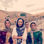 Niki Karimi Instagram - 🌿

بذرمان را می پراکند باد 
ریشه‌مان بود در عمق خاک
سبزه میزدیم زیر نور آفتاب
ذبحمان می کنند
در آسمان و زمين و خاک
.
.
.
روستاي زاويه شيخ لر 
.
.
@atabai_film 
@omidsalehi.pix 
.
#آتاباي 
شاعر؟
#womenempowerment